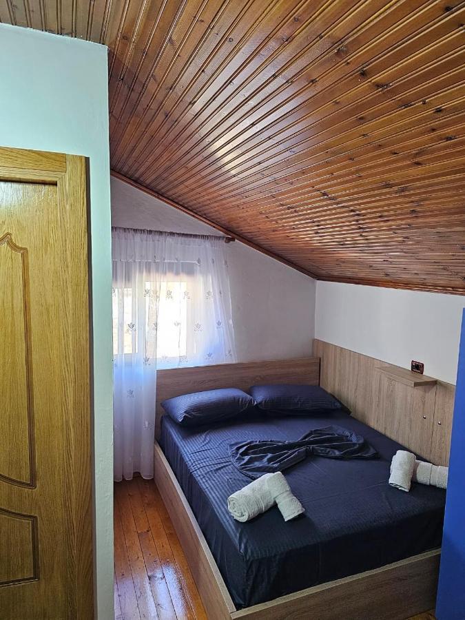 Castle - Inside,Voga Guesthause Hotel Kruje Exterior photo