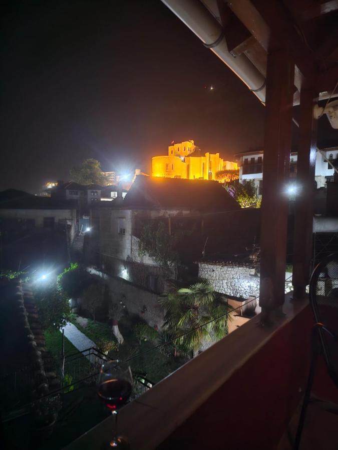 Castle - Inside,Voga Guesthause Hotel Kruje Exterior photo
